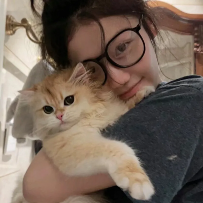 穿越成为比比东